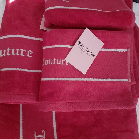 🍒Juicy Couture Bath Towels / Hand Towels - Picture 6 of 10